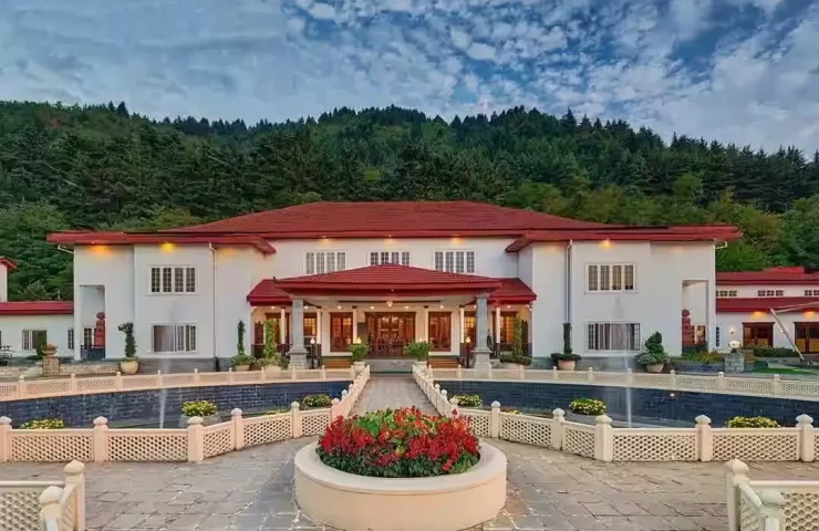 Best Hotels in Srinagar