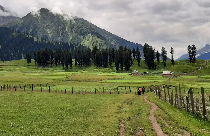 kashmir offbeat places